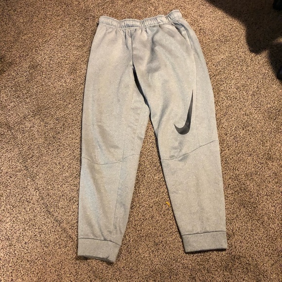 NIKE Dri-Fit Sweatpants - Picture 1 of 3